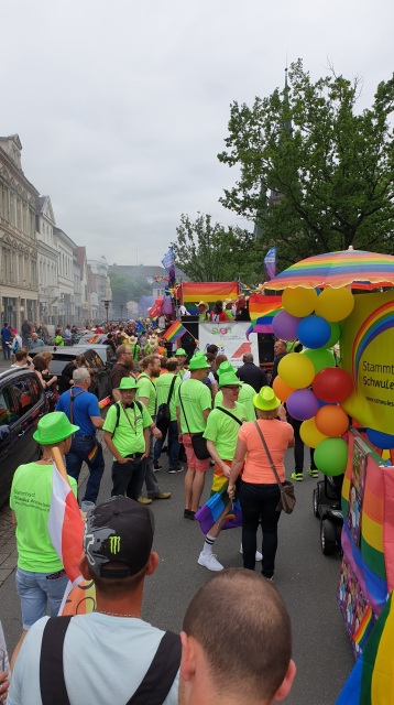 ../fotos/csd_oldenburg_2019/2019-06-15 13.12.13.jpg